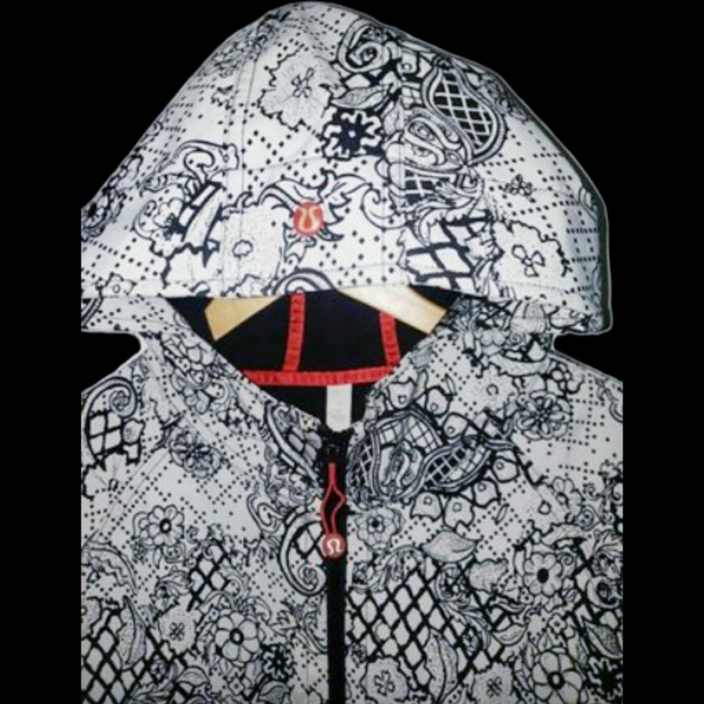 LULULEMON -Rare- Women's Après Yoga Rain Jacket. Sz 10- Waterproof